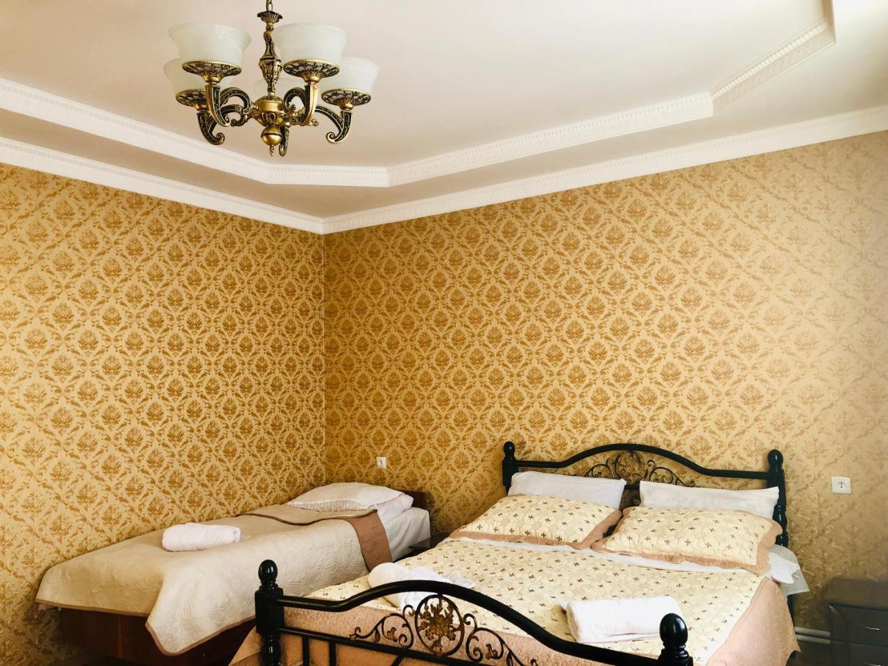 Guest House Elguja Qushashvili คัซเบกี ภายนอก รูปภาพ