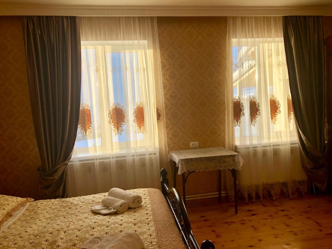 Guest House Elguja Qushashvili คัซเบกี ภายนอก รูปภาพ